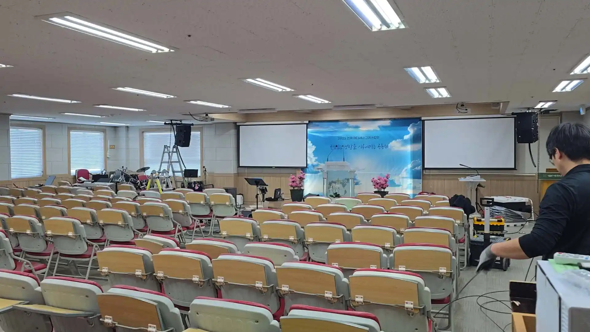 Loa Line Array LC10 & Loa siêu trầm LC10S của ZSOUND cho Nhà thờ ở Seoul
